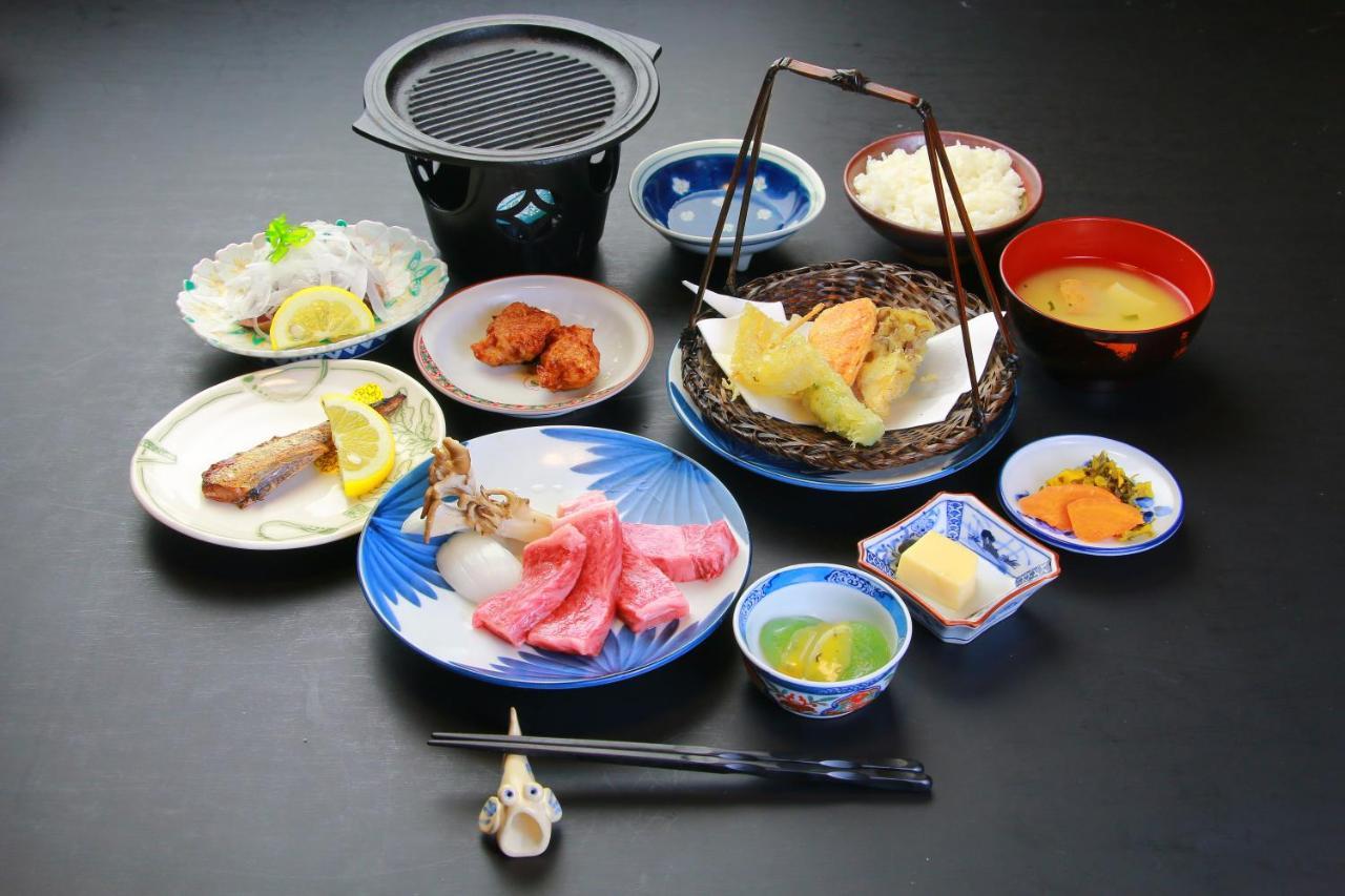 איבוסוקי Family Ryokan Kawakyu With Showa Retro, Private Hot Spring מראה חיצוני תמונה