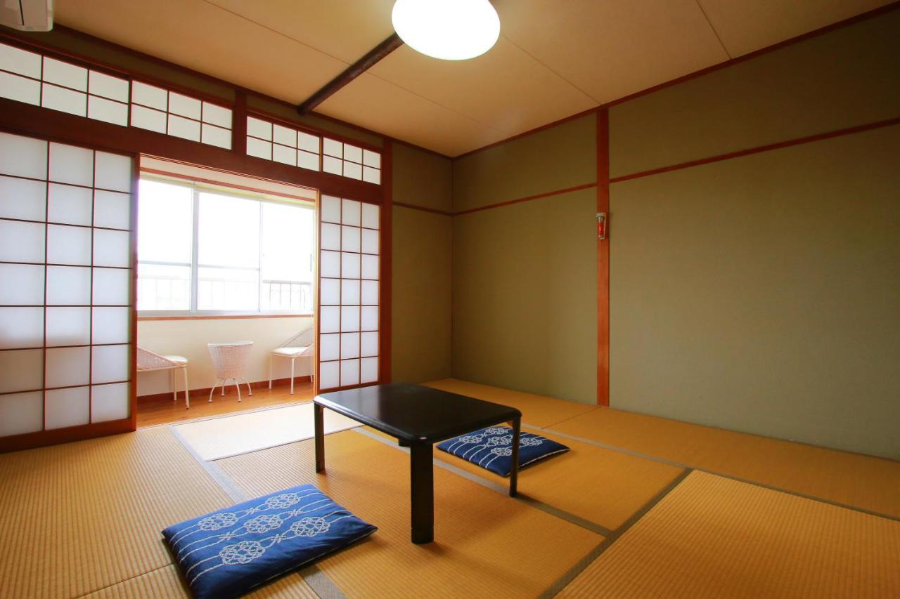 איבוסוקי Family Ryokan Kawakyu With Showa Retro, Private Hot Spring מראה חיצוני תמונה